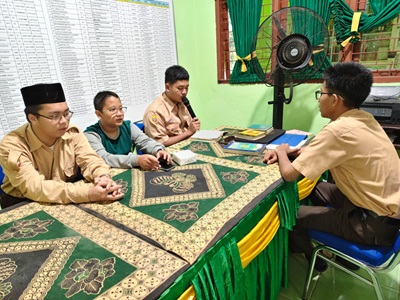 Siswa/Siswi MANSAPA Awali Kegiatan dengan Pembacaan Al-Qur’an Bersama