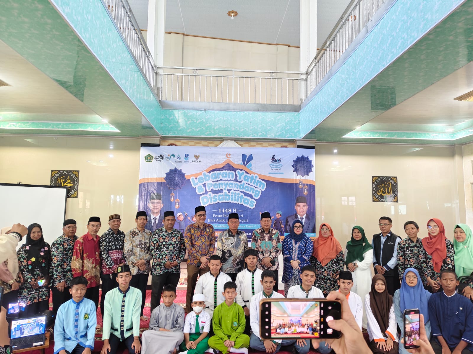 Wujudkan Kepedulian Nyata, Kemenag Kota Palembang Gelar Lebaran Yatim dan Penyandang Disabilitas